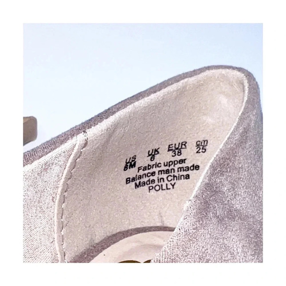 NWOT Fergalicious By Fergie Flats - Picture 7 of 7